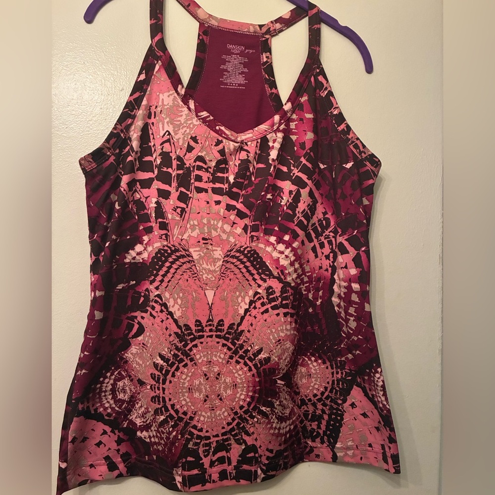 Danskin now yoga workout top with built in support L 12-14